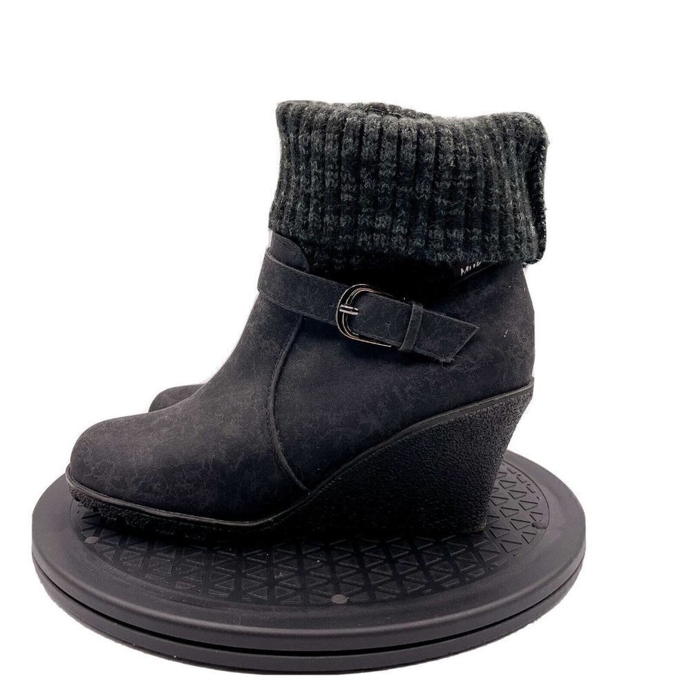MUK LUKS WOMENS GEORGIA Knit Distressed Wedge BUCKLE STRAP ANKLE BOOTS Size 7